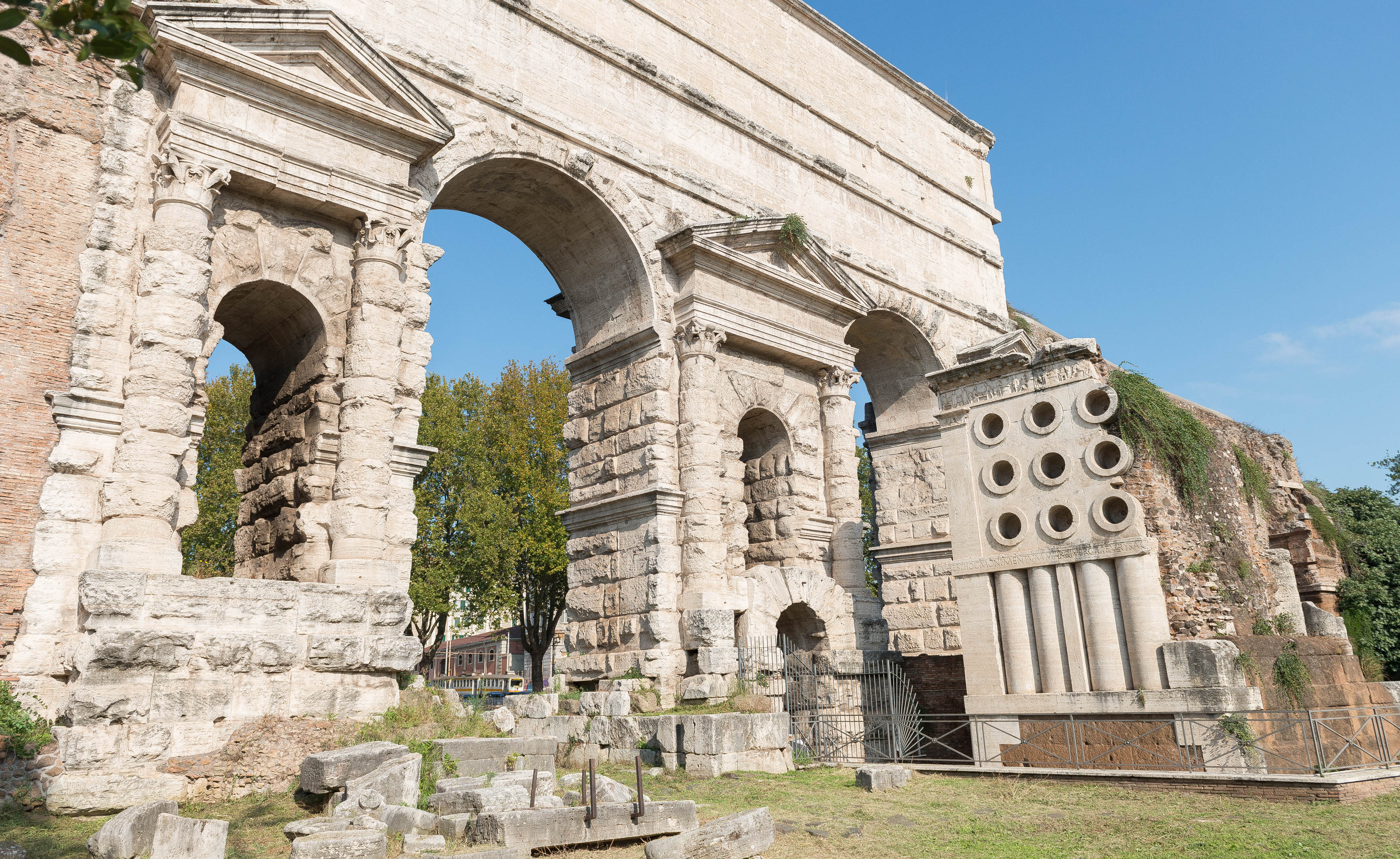 porta maggiore roma sottosopra